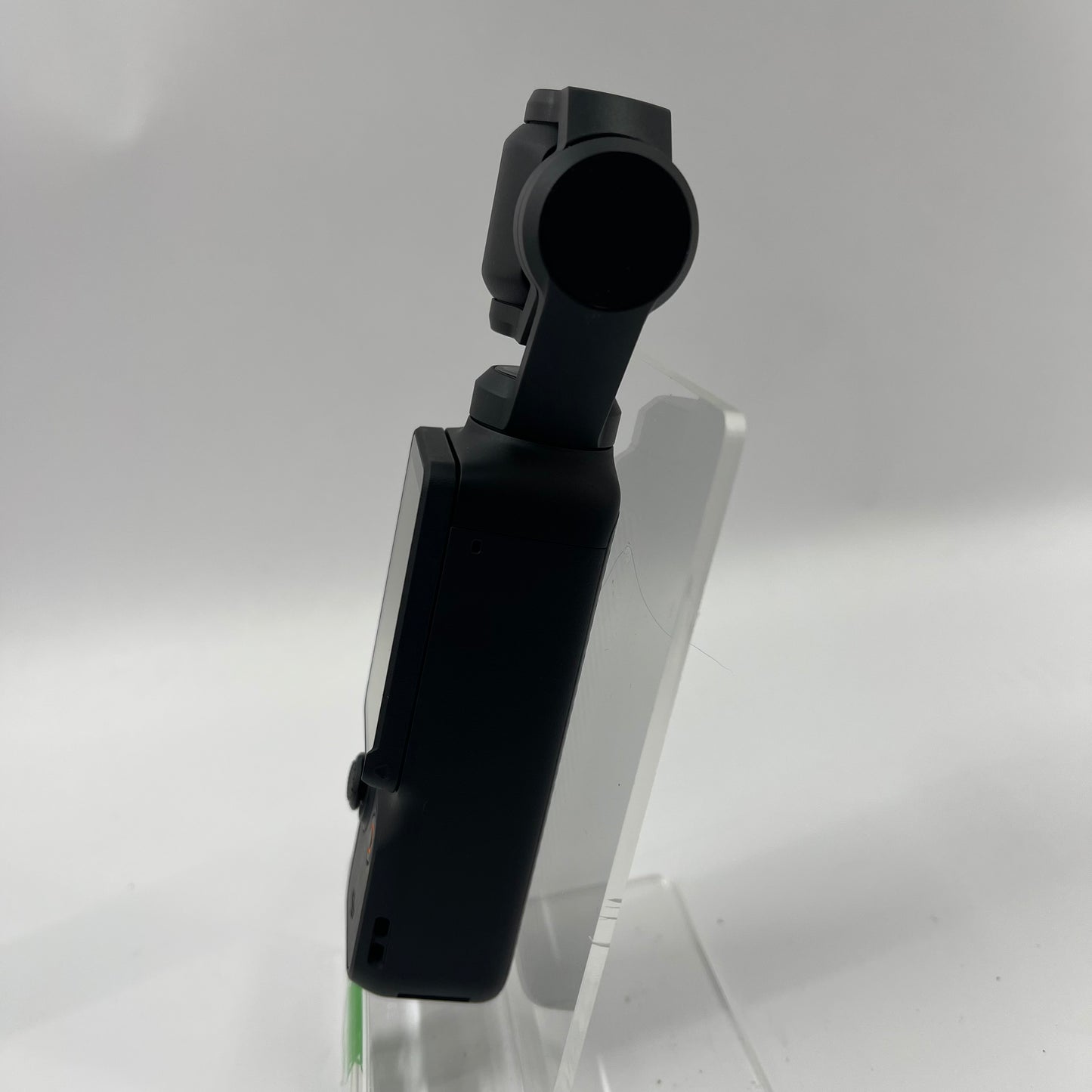 DJI Osmo Pocket 3 Creater Combo 9.4MP 3-Axis Stabilized 4K Handheld Camera