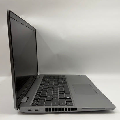 Dell Latitude 5540 15.6" i5-1345U 1.6GHz 16GB 256GB SSD intel Iris Xe Graphics