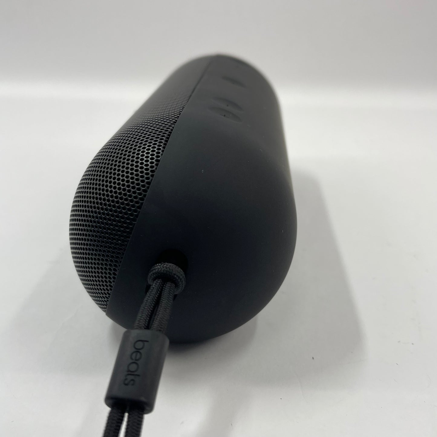 Beats Pill Wireless Speaker A3211