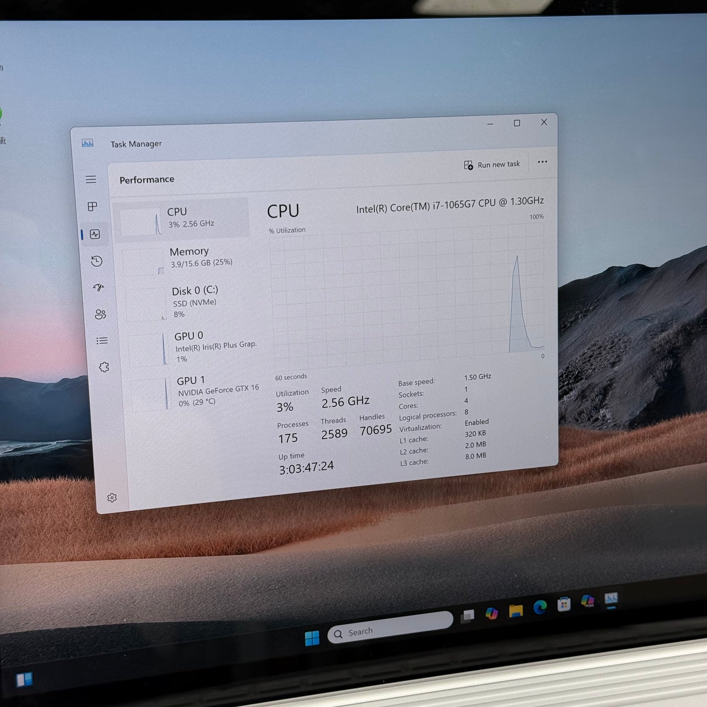 Microsoft Surface Book 3 13.5" i7-1065G7 16GB RAM 256GB SSD GeForce GTX 1650