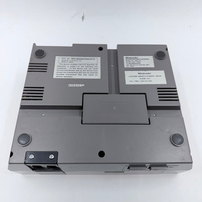 Nintendo Entertainment System NES Video Game Console NES-001 Gray