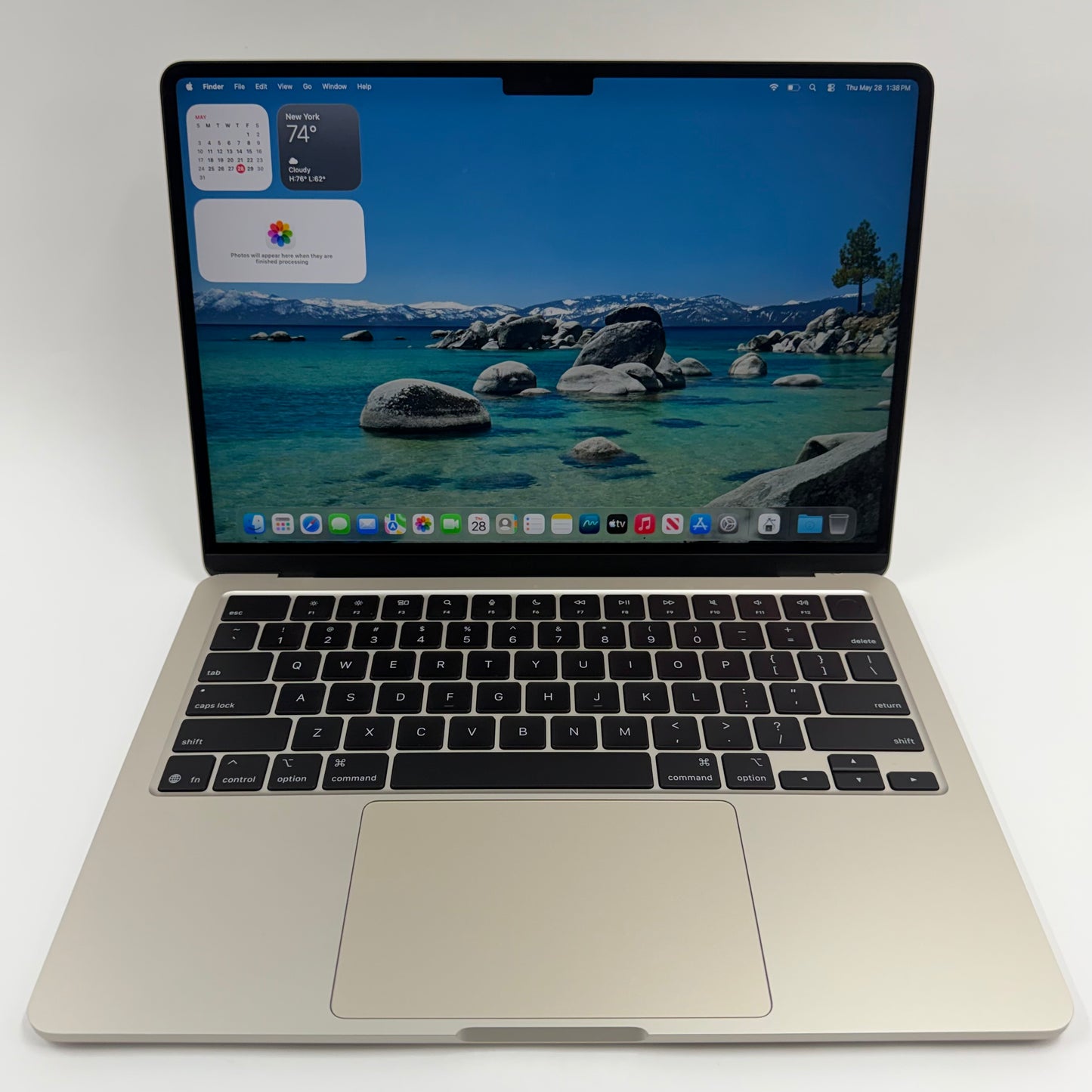 2025 Apple MacBook Air 13" M4 8C GPU 4.5GHz 16GB RAM 256GB SSD A3240