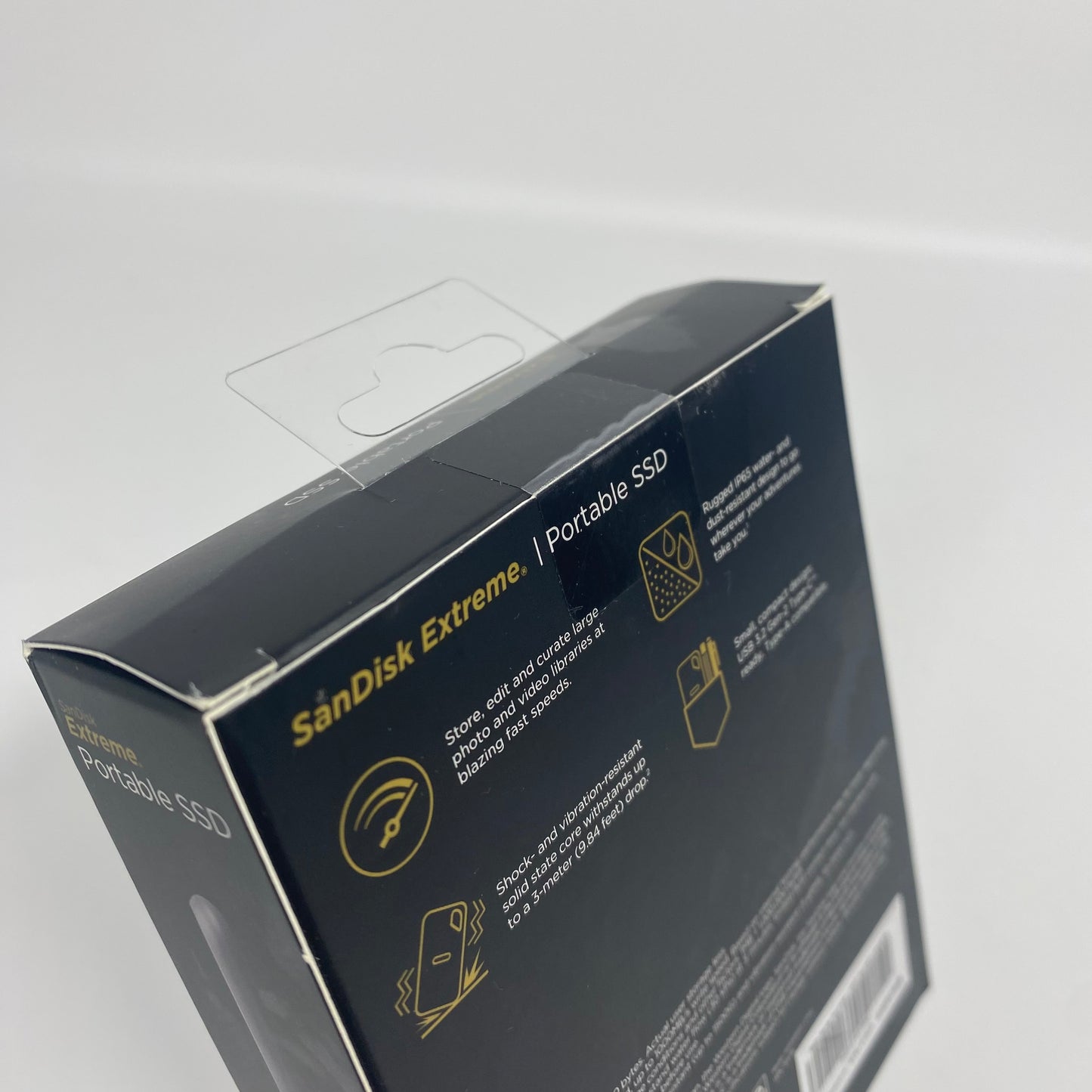 New SanDisk Extreme Portable 2TB USB-C SSD SDSSDE51-2T00-AW25