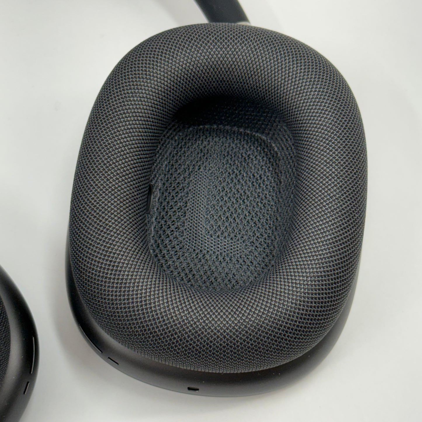 Apple AirPods Max Wireless Over-Ear Headphones Space Gray MGYH3AM/A