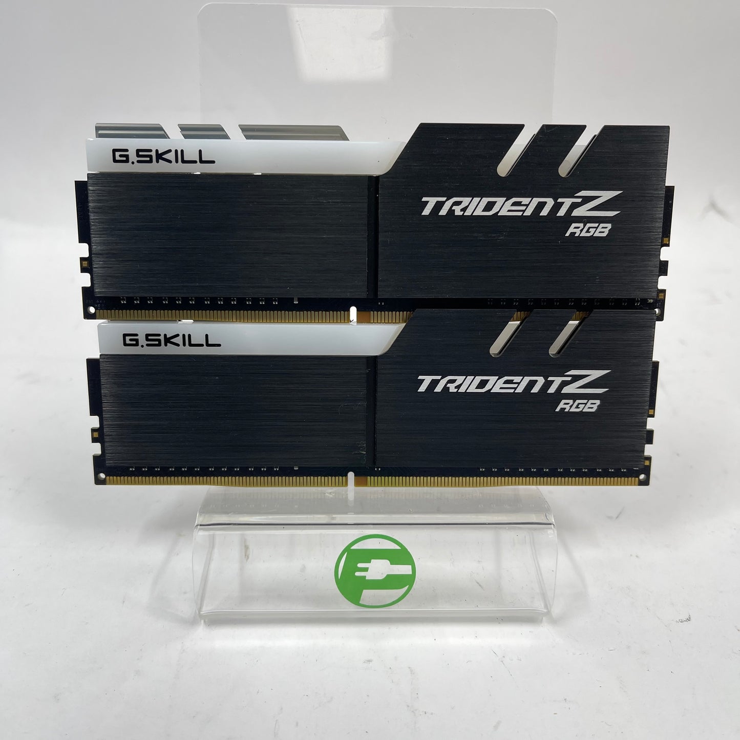 G.Skill Trident Z RGB 16GB (2x8GB) RAM DDR4 3600MHz F4-3600C17D-16GTZR