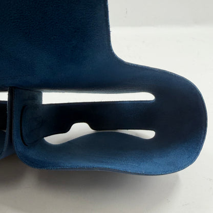 Apple AirPods Max Wireless Over-Ear Headphones Blue MWW63AM/A