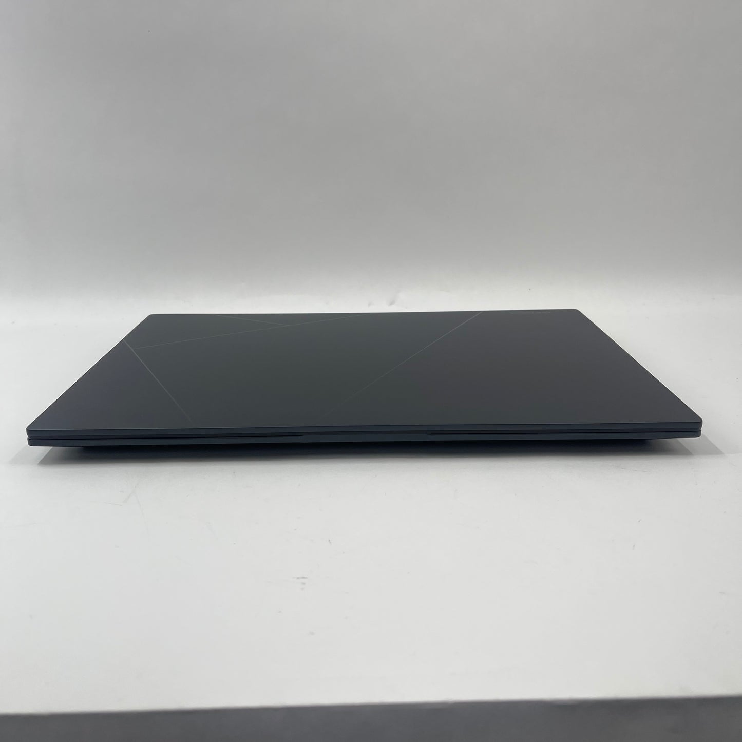ASUS Zenbook Q420V 14.5" i7-13700H 2.4GHz 16GB RAM 512GB SSD