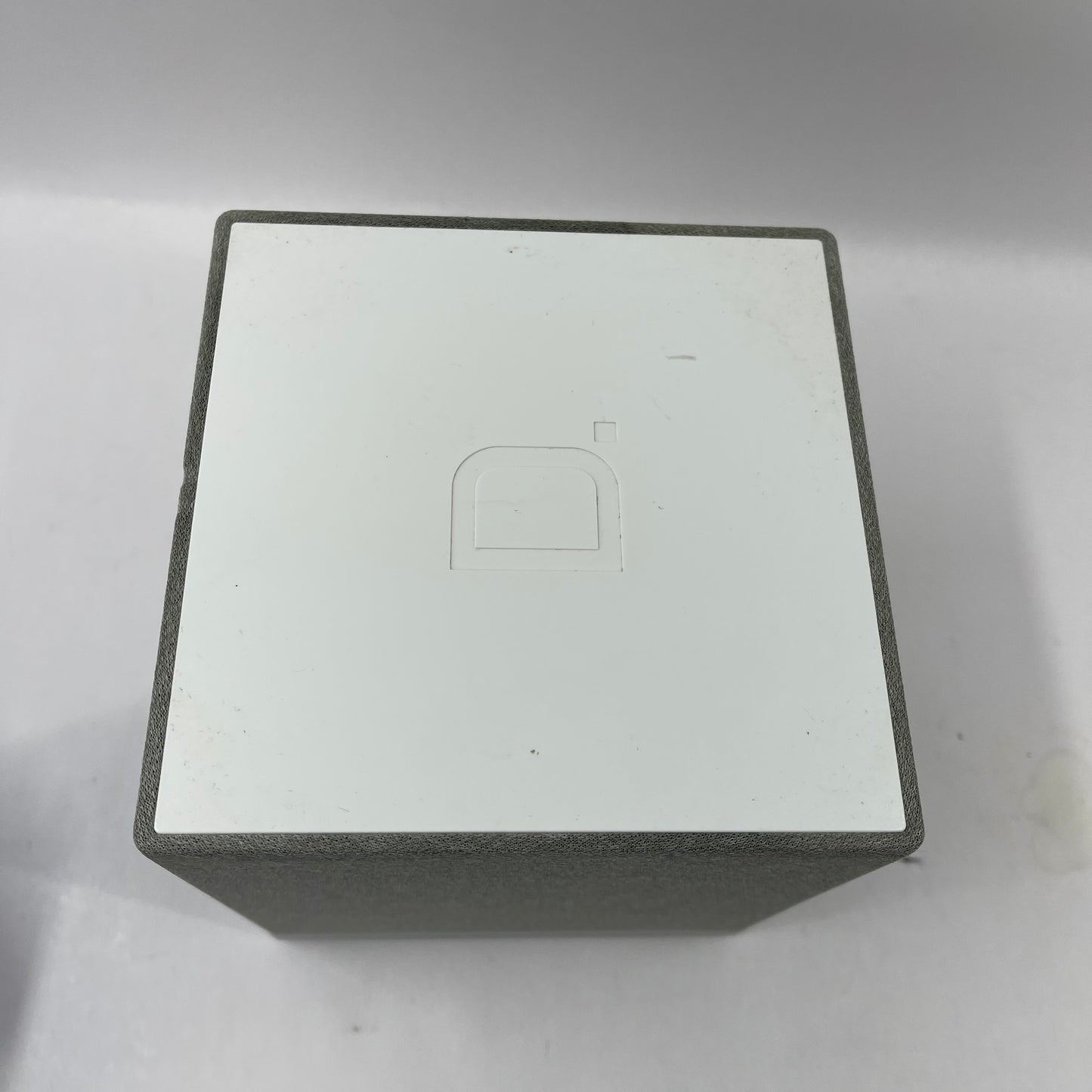 Definitive Technology W7 Wireless WiFi Powered Speaker Gray