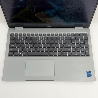 Dell Latitude 5540 15.6" i5-1345U 1.6GHz 16GB 256GB SSD intel Iris Xe Graphics