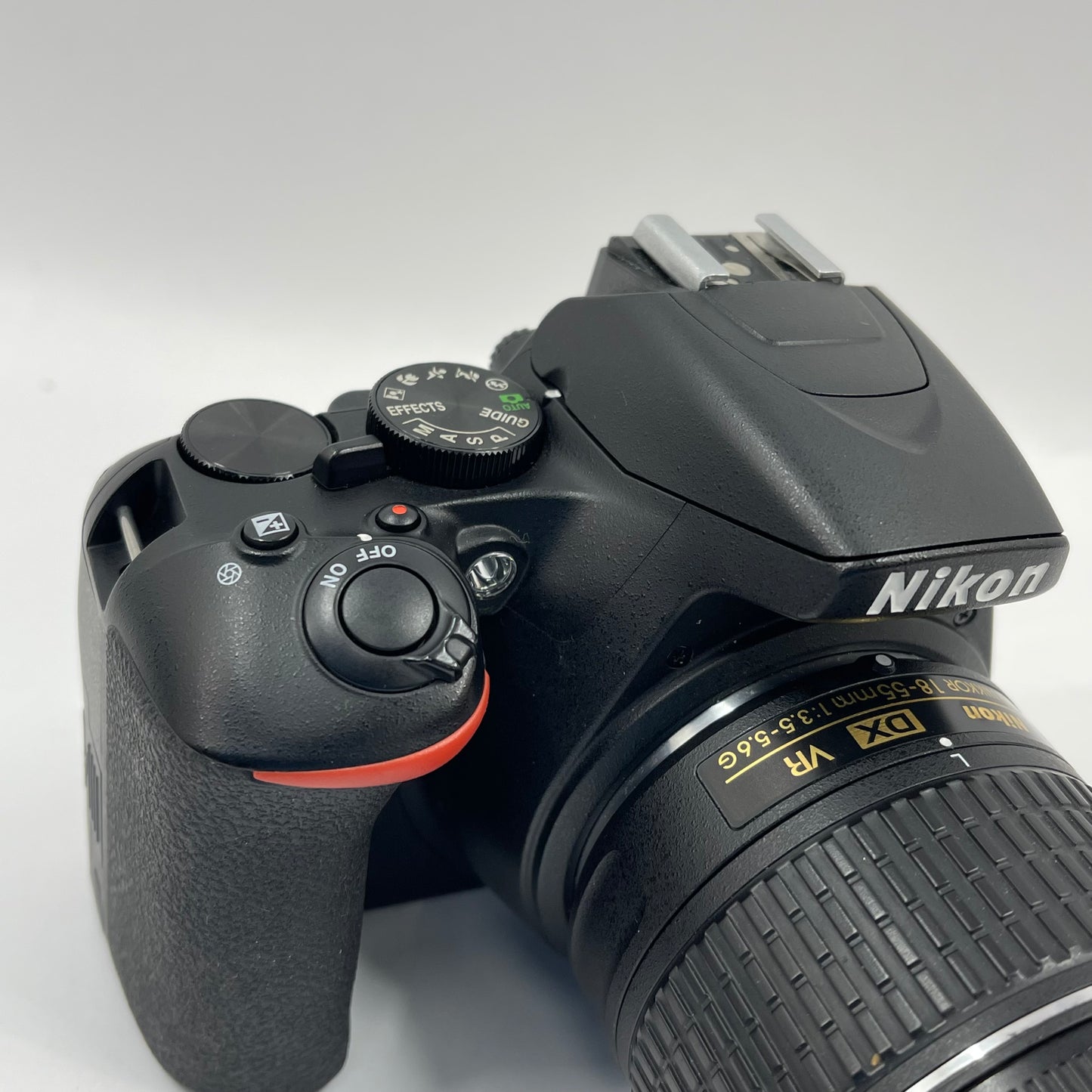 Nikon D3500 24.2MP Digital SLR DSLR Camera 3916 Shutter Count