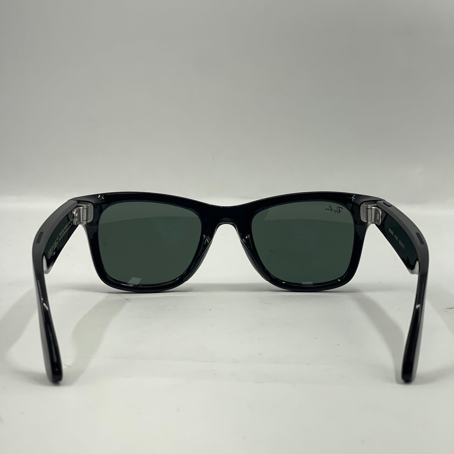 Ray-Ban Meta Wayfarer Gen 1 Shiny Black Standard RW4006 601/71 AI Smart Glasses