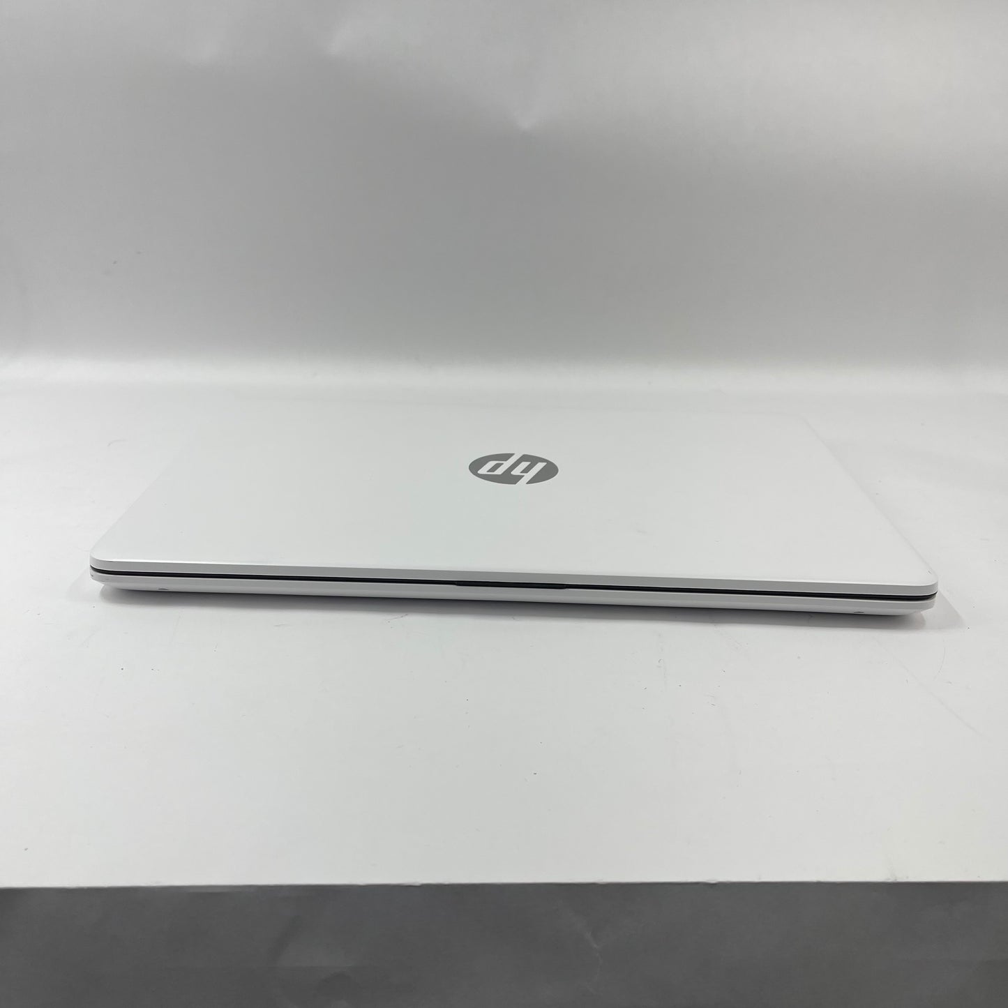 HP Laptop 14-DQ0052DX 14" Celeron N4120 1.1GHz 8GB RAM 64GB SSD