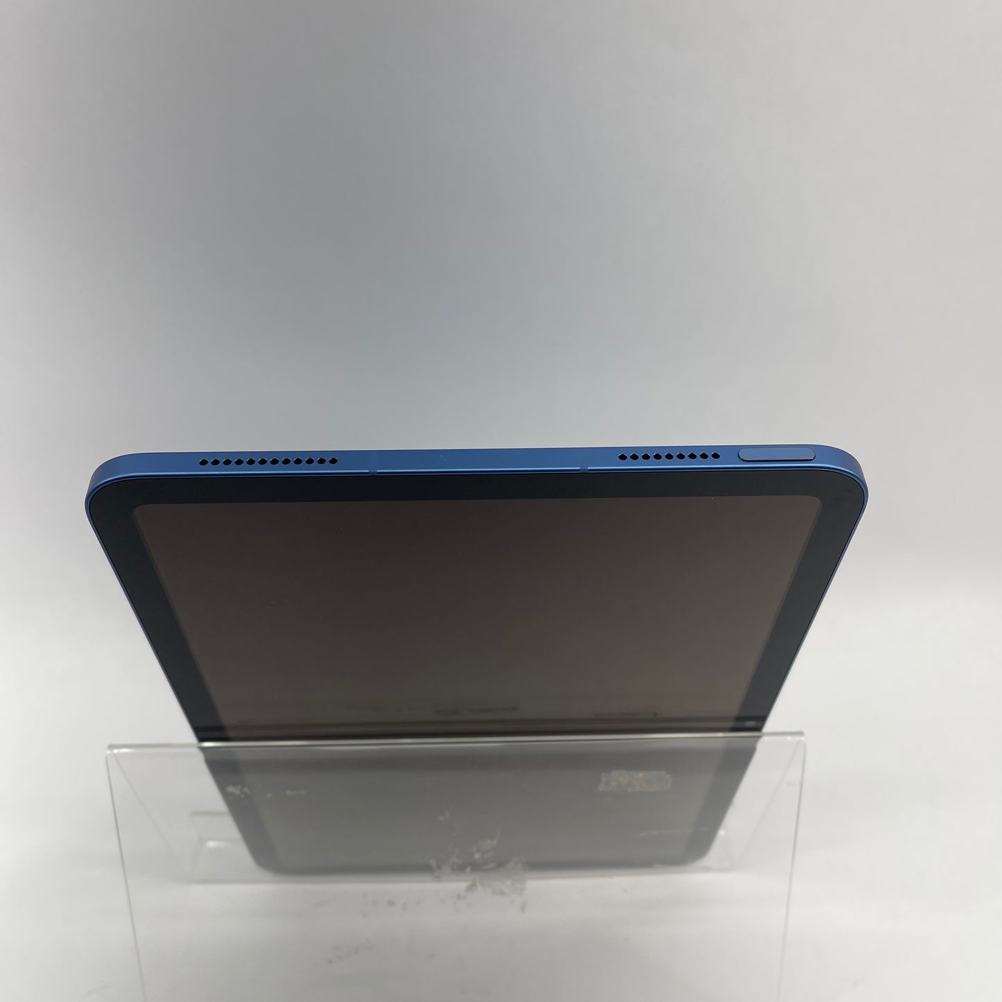 Unlocked Apple iPad 11" (A16) 128GB Blue MD7G4LL/A