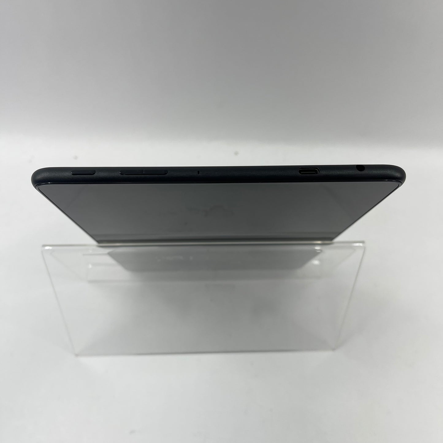 WiFi Only Amazon Kindle Fire HD 10 13th Gen 32GB Black TG425K