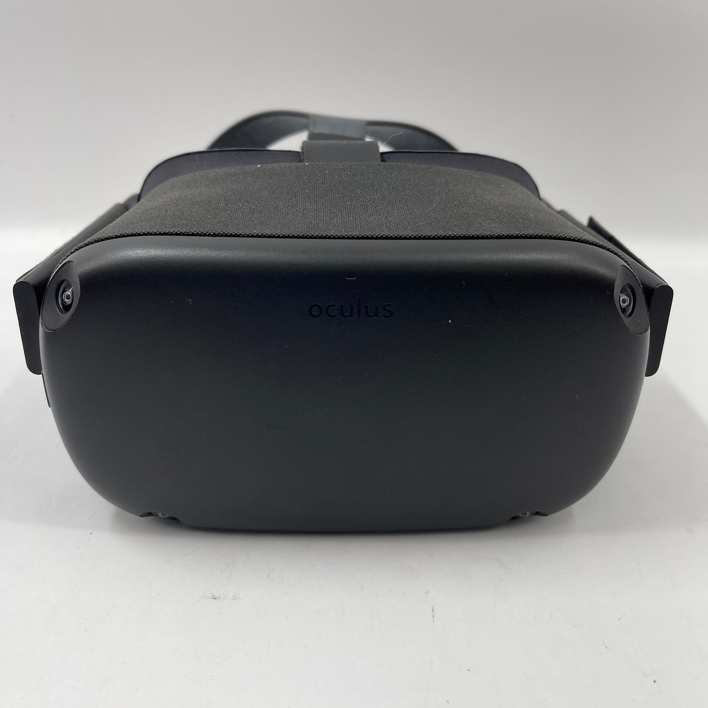 Oculus Quest 32GB Standalone All-in-One VR Headset MH-B