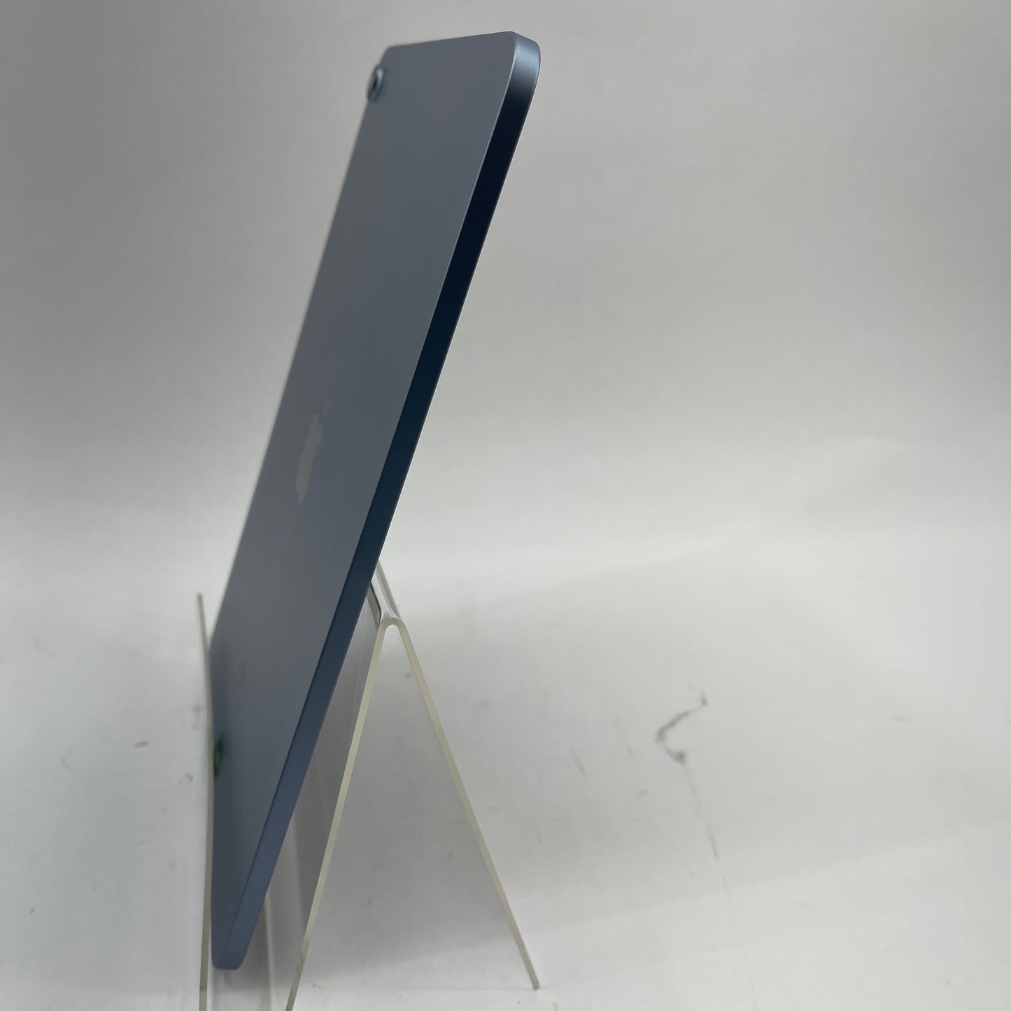 WiFi Only Apple iPad Air 4th Gen 64GB Sky Blue MYFQ2LL/A