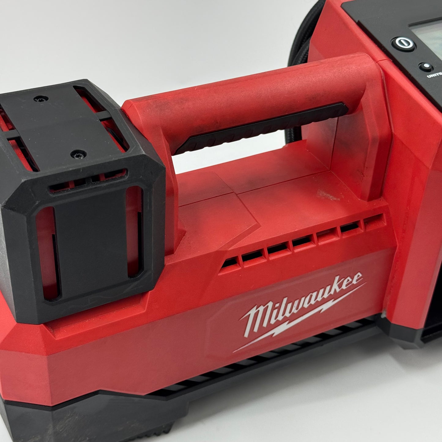 Milwaukee 2848-20 M18 18V Compact Inflator Tool Only