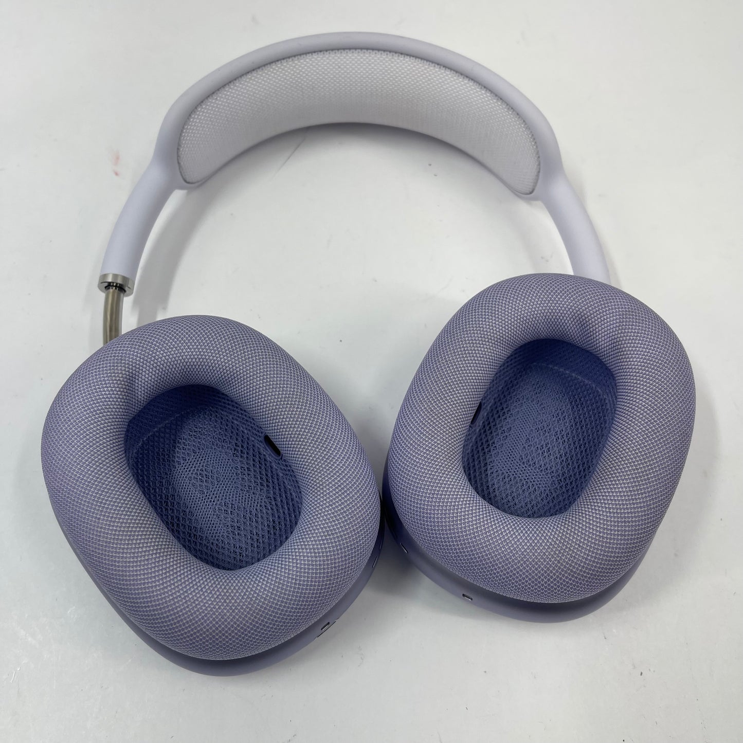 Apple AirPods Max USB-C Wireless Over-Ear Headphones Purple MWW83AM/A