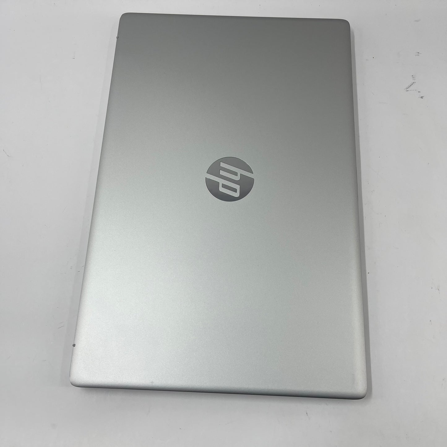 HP Laptop 17-CP2196NR 17.3" Ryzen 3 7320U 2.4GHz 8GB RAM 500GB SSD