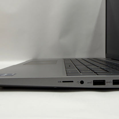 Dell Latitude 5540 15.6" i5-1345U 1.6GHz 16GB 256GB SSD intel Iris Xe Graphics