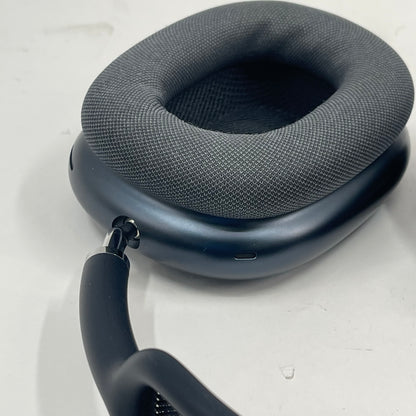 Apple AirPods Max USB-C Wireless Over-Ear Headphones Space Gray MGYH3AM/A