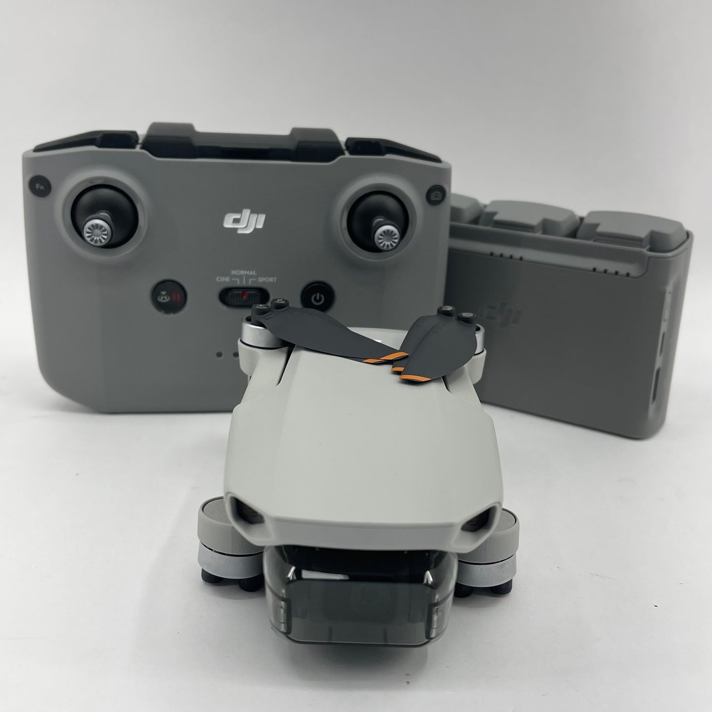 DJI Mini 4K 4K Quadcopter Camera Drone MT2SD