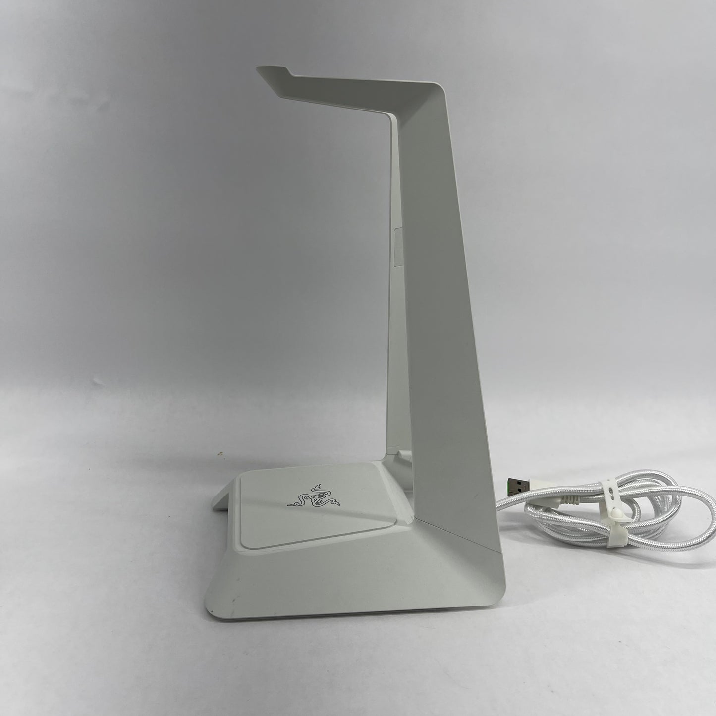 Razer Base Station Chroma Headset Stand  RC21-01190300-R3M1 With USB HUB