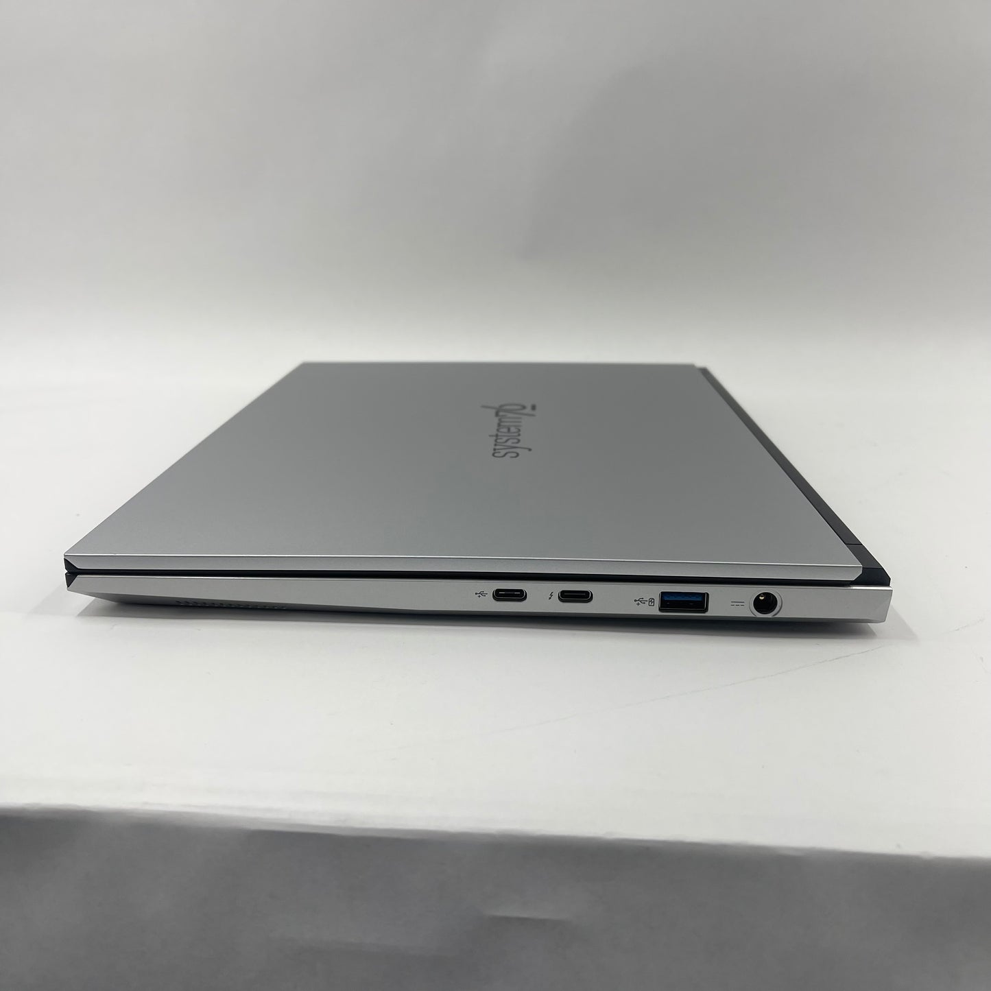 System76 Darter Pro DARP10-B 14" Core Ultra 7 155H 3.8GHz 96GB 2TB SSD