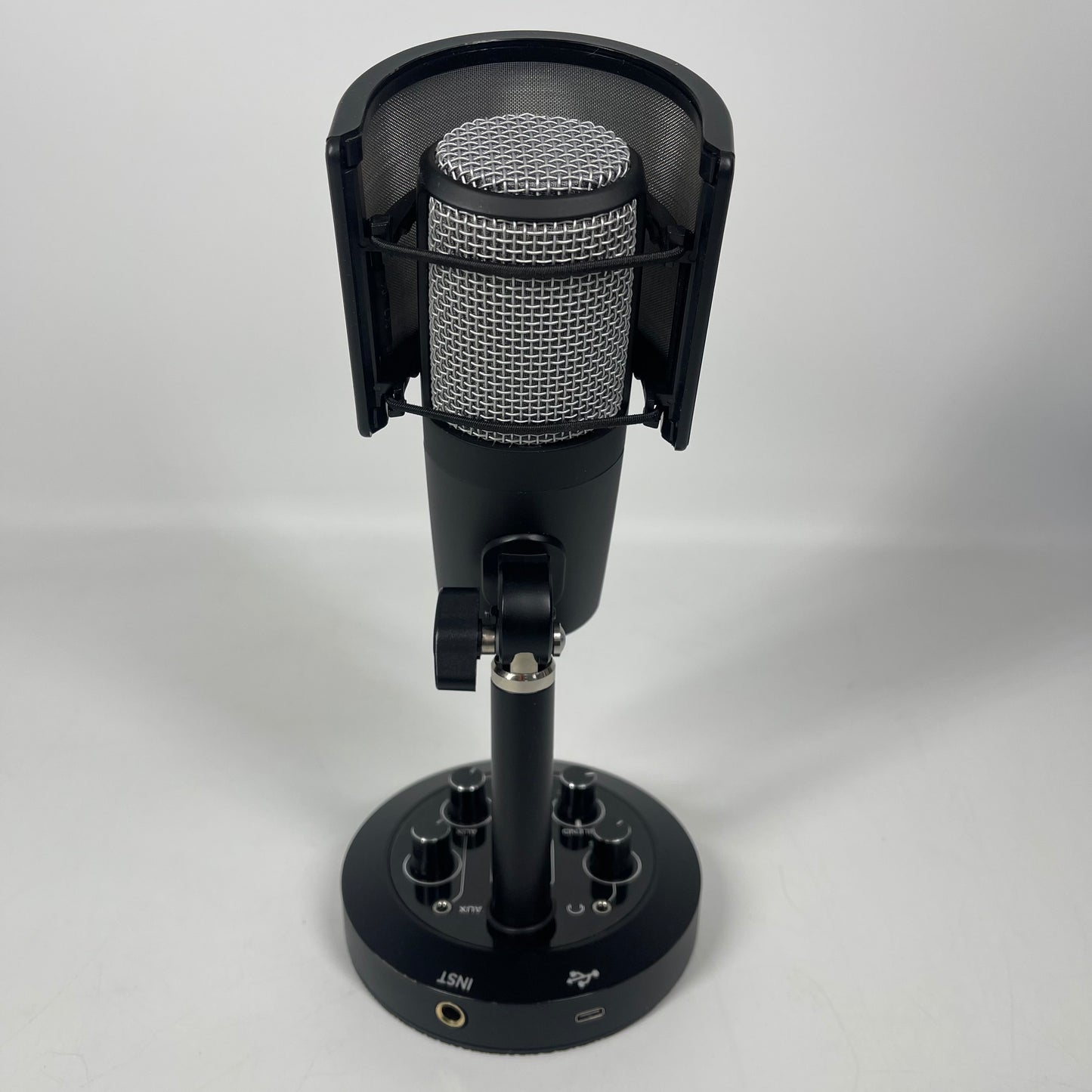 Mixer Mackie Chromium Premium USB Condenser Microphone with Built-in 2 Channel