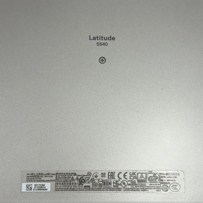 Dell Latitude 5540 15.6" i5-1345U 1.6GHz 16GB 256GB SSD intel Iris Xe Graphics