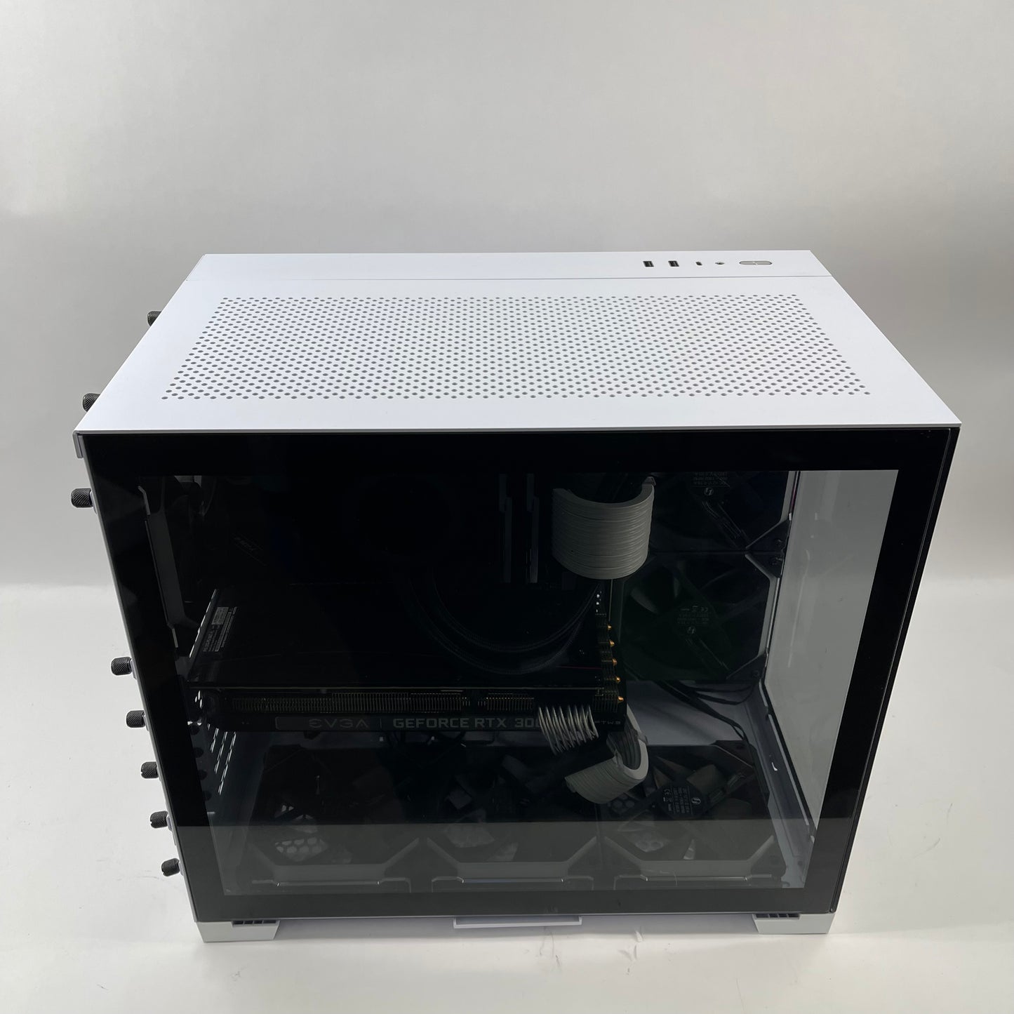 Lian Li O11D Mini Ryzen 5 5600X 16GB RAM 1TB SSD RTX 3060 Ti Liquid Cooling