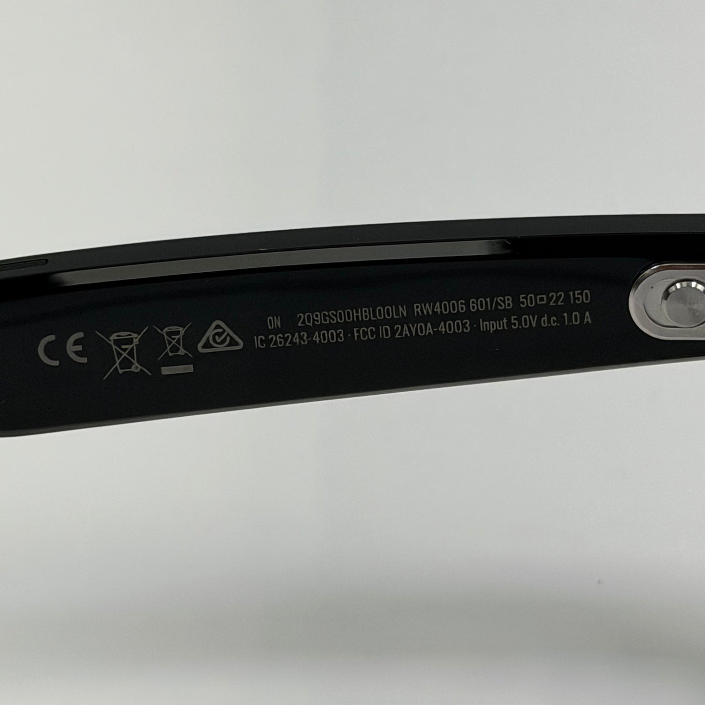 Ray-Ban Meta Wayfarer Gen 1 Shiny Black Standard RW4006 601/SB AI Smart Glasses