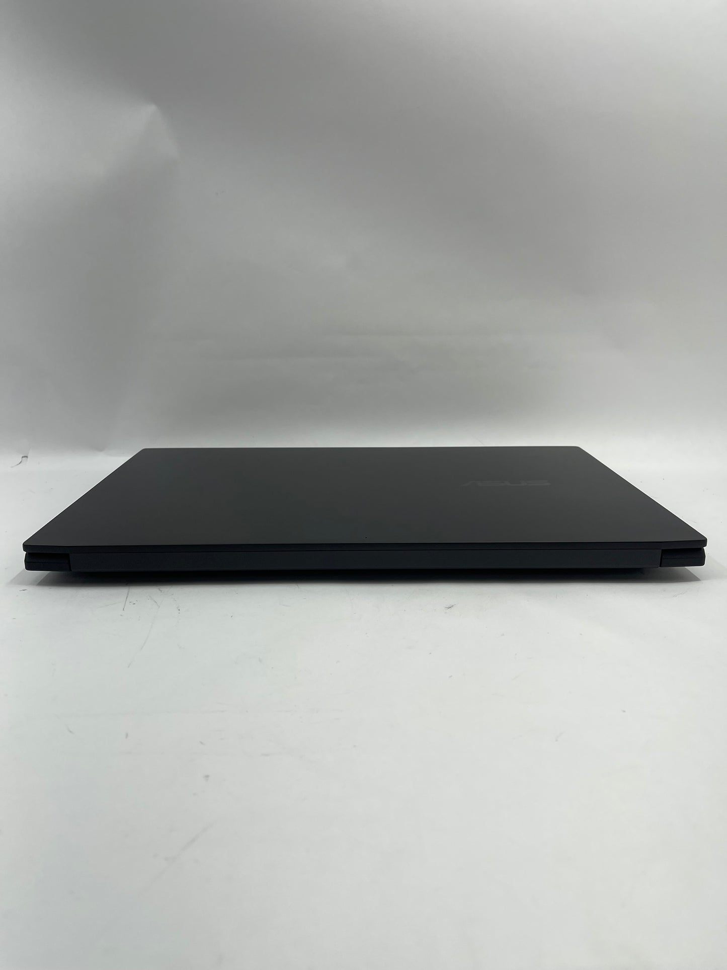 Asus Creator Laptop Q OLED Q540V 15.6" i9-13900H 16GB RAM 1TB SSD RTX 3050