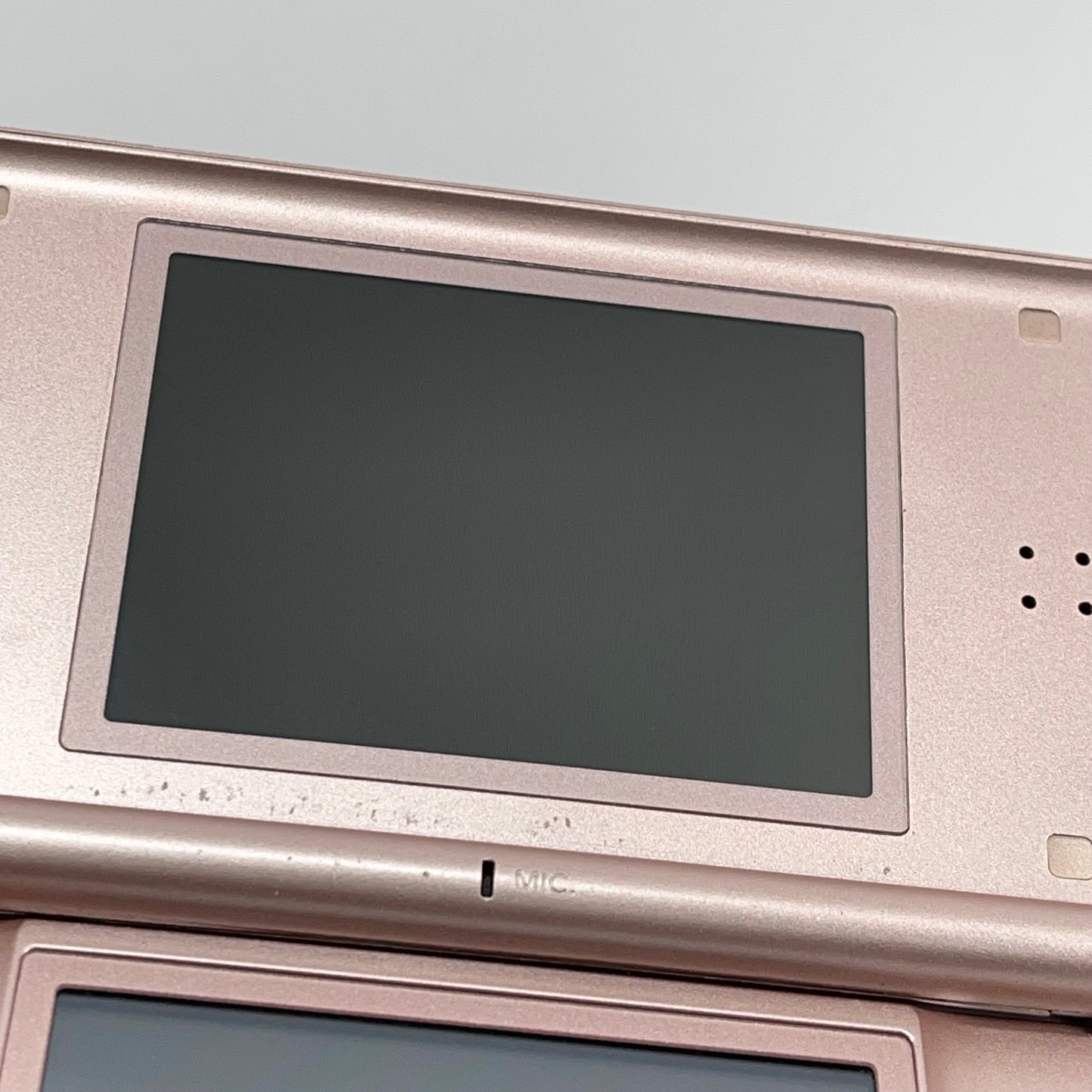 Nintendo DS Lite Handheld Game Console USG-001 Pink