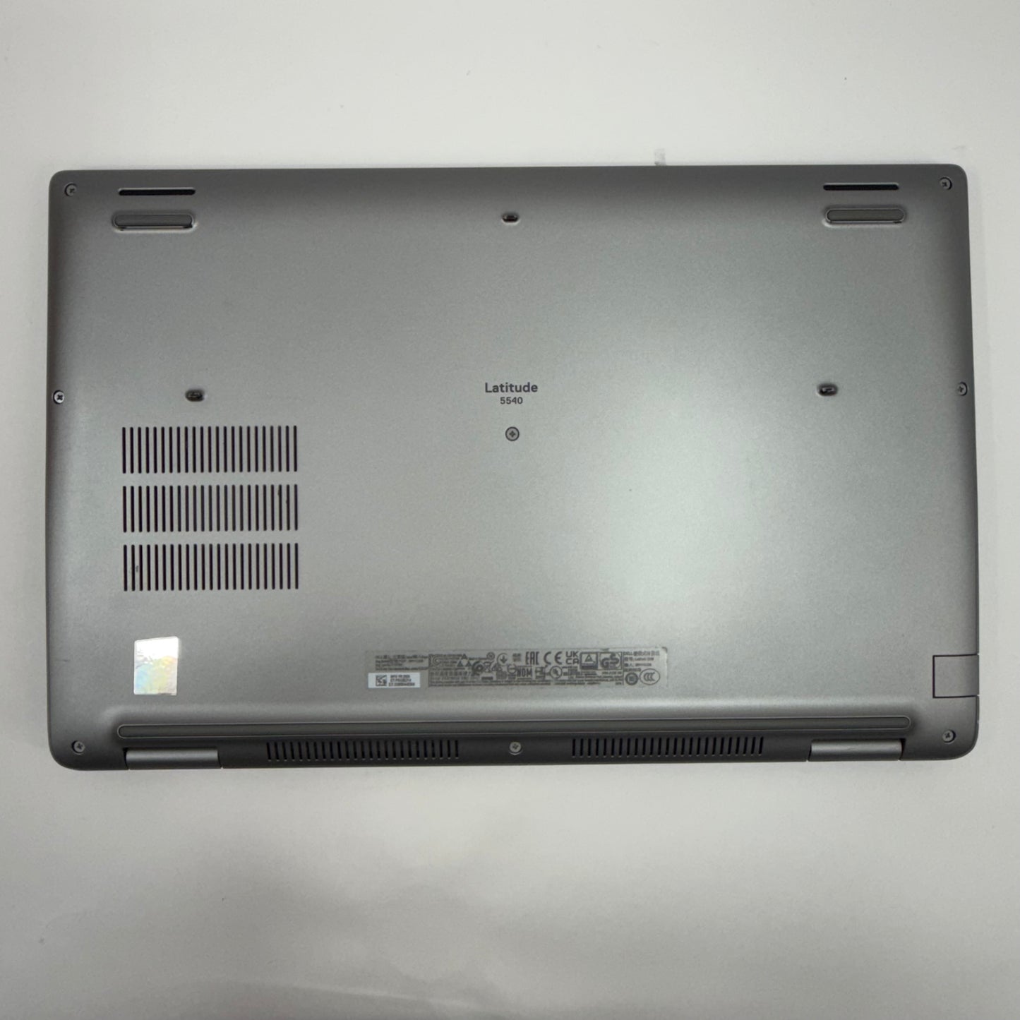 Dell Latitude 5540 15.6" i5-1345U 1.6GHz 16GB 256GB SSD intel Iris Xe Graphics