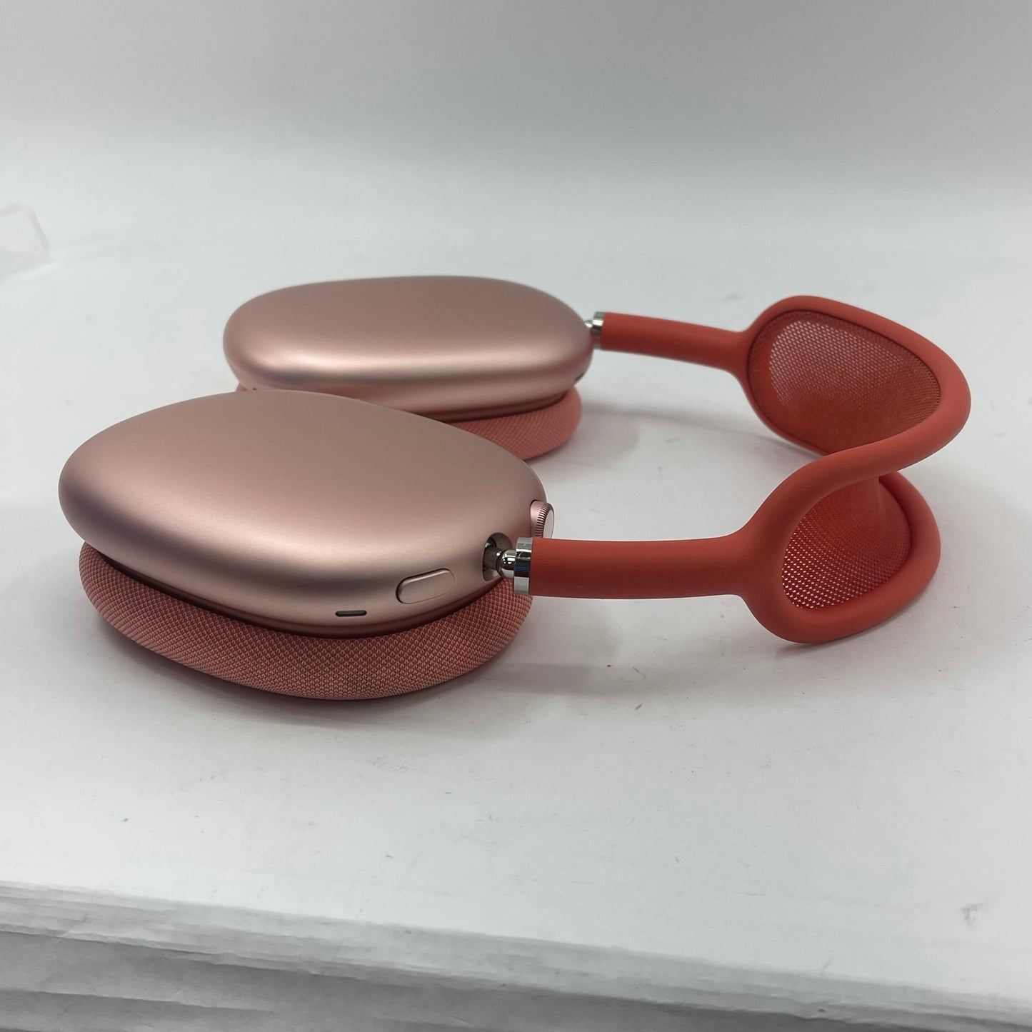 Apple AirPods Max Wireless Over-Ear Headphones Pink MGYM3AM/A