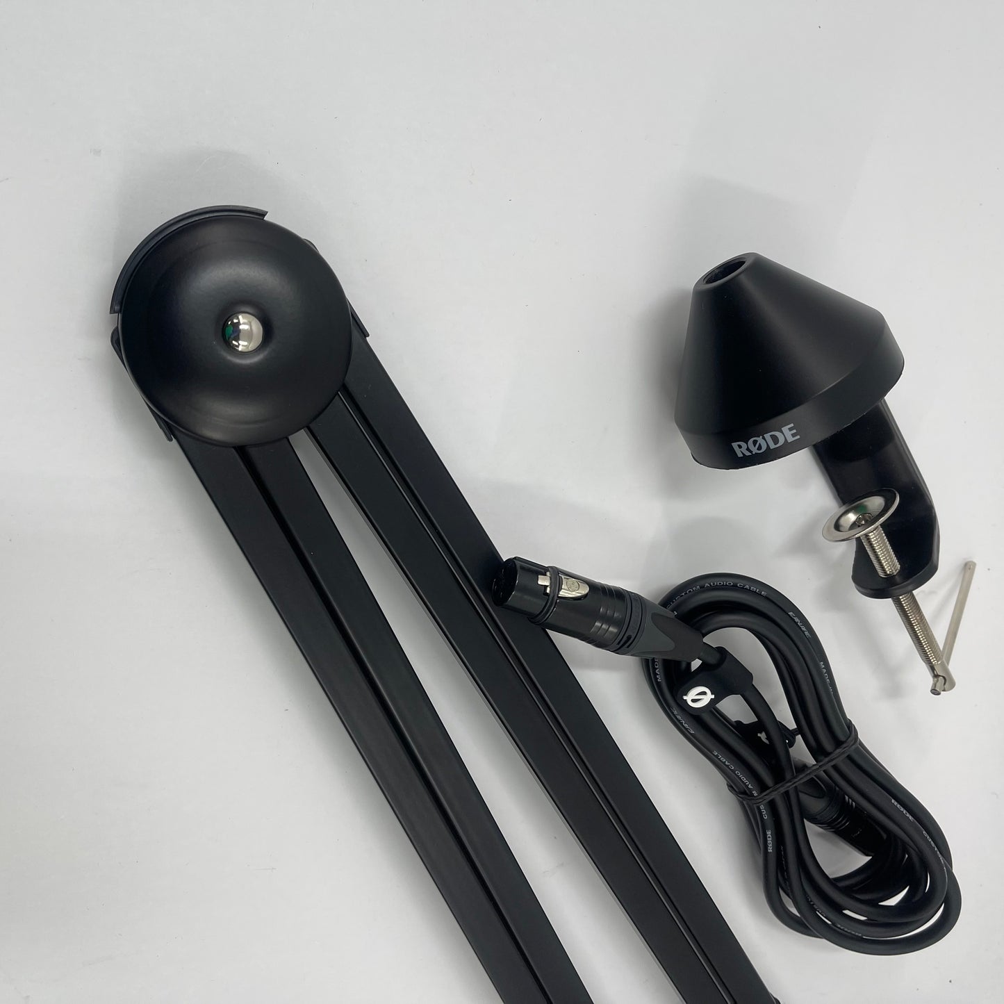 Rode PodMic 20 Hz - 20 kHz Dynamic Podcasting Microphone PODMIC