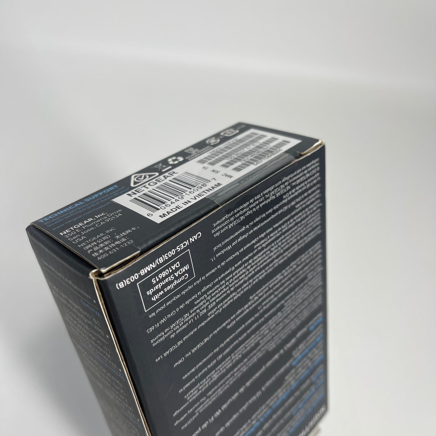 New Netgear Nighthawk AXE3000 Tri-Band WiFi USB Adapter