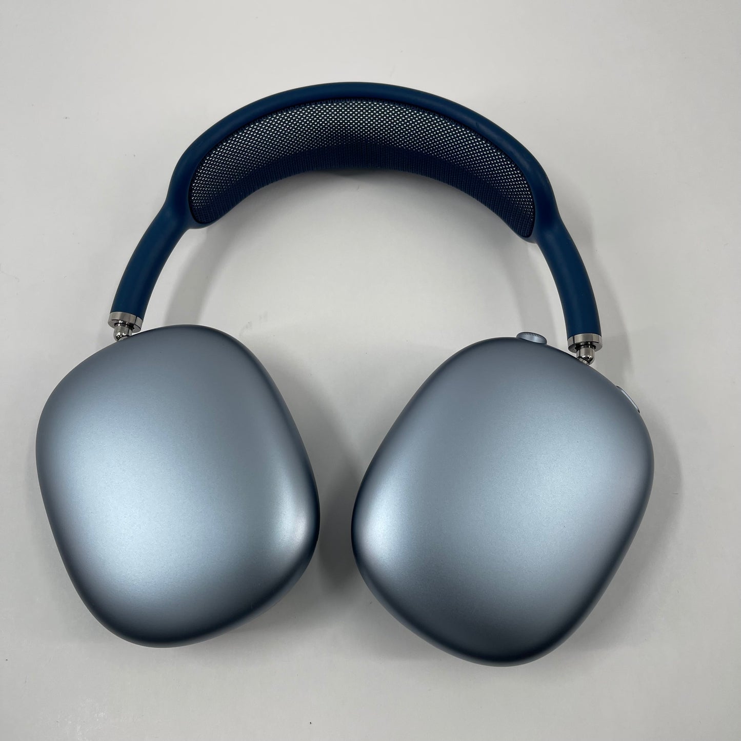 Apple AirPods Max Wireless Over-Ear Headphones Blue MWW63AM/A