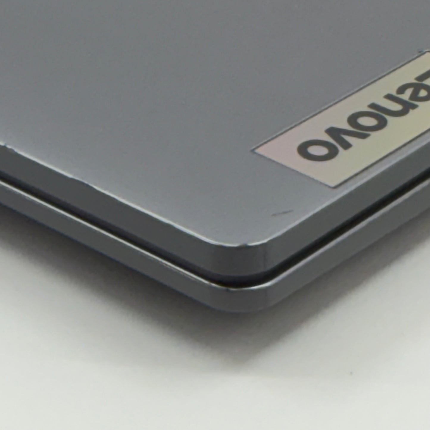 Lenovo IdeaPad Slim 3 15IAN8 15.6" i3-N305 1.8GHz 8GB RAM 128GB SSD