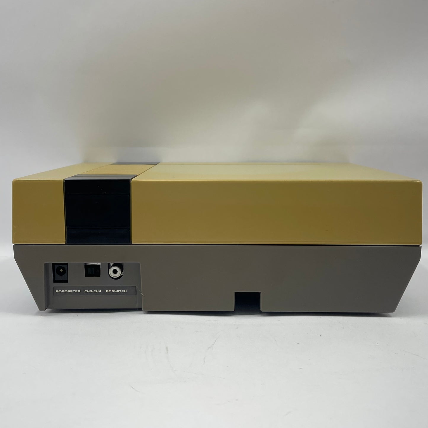 Nintendo Entertainment System NES Video Game Console NES-001 Gray