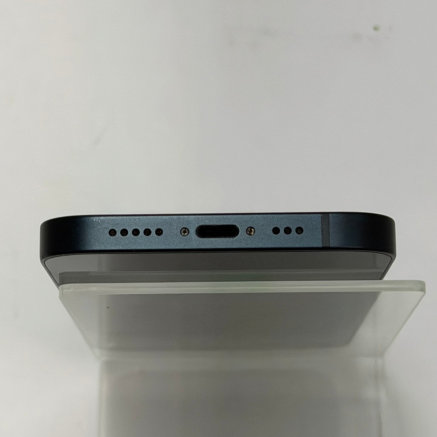 Factory Unlocked Apple iPhone 14 128GB Midnight MPUA3LL/A