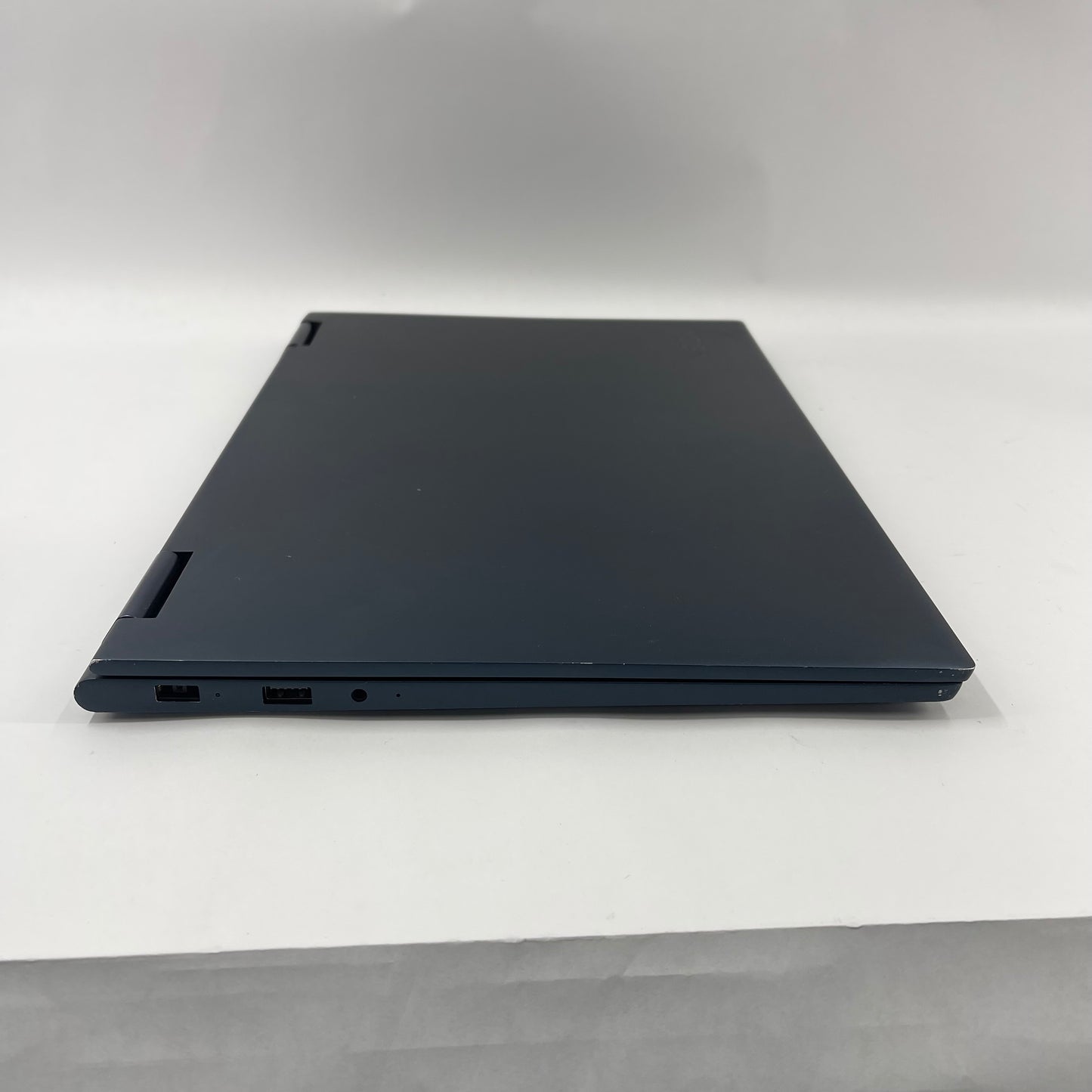 Lenovo Yoga 730-15IWL 15.6" i5-8265U 1.6GHz 12GB RAM 256GB SSD