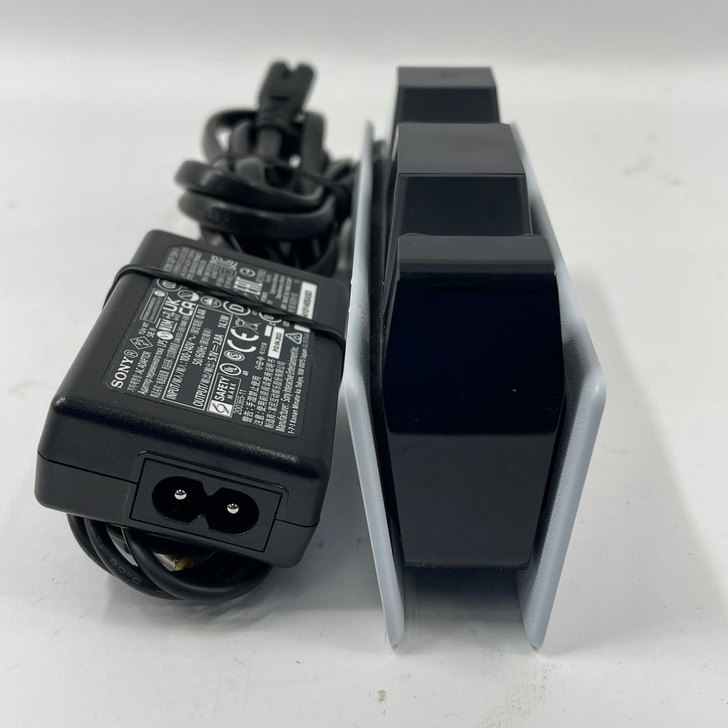 Sony Playstation 5 PS5 Charging Station White CFI-ZDS1