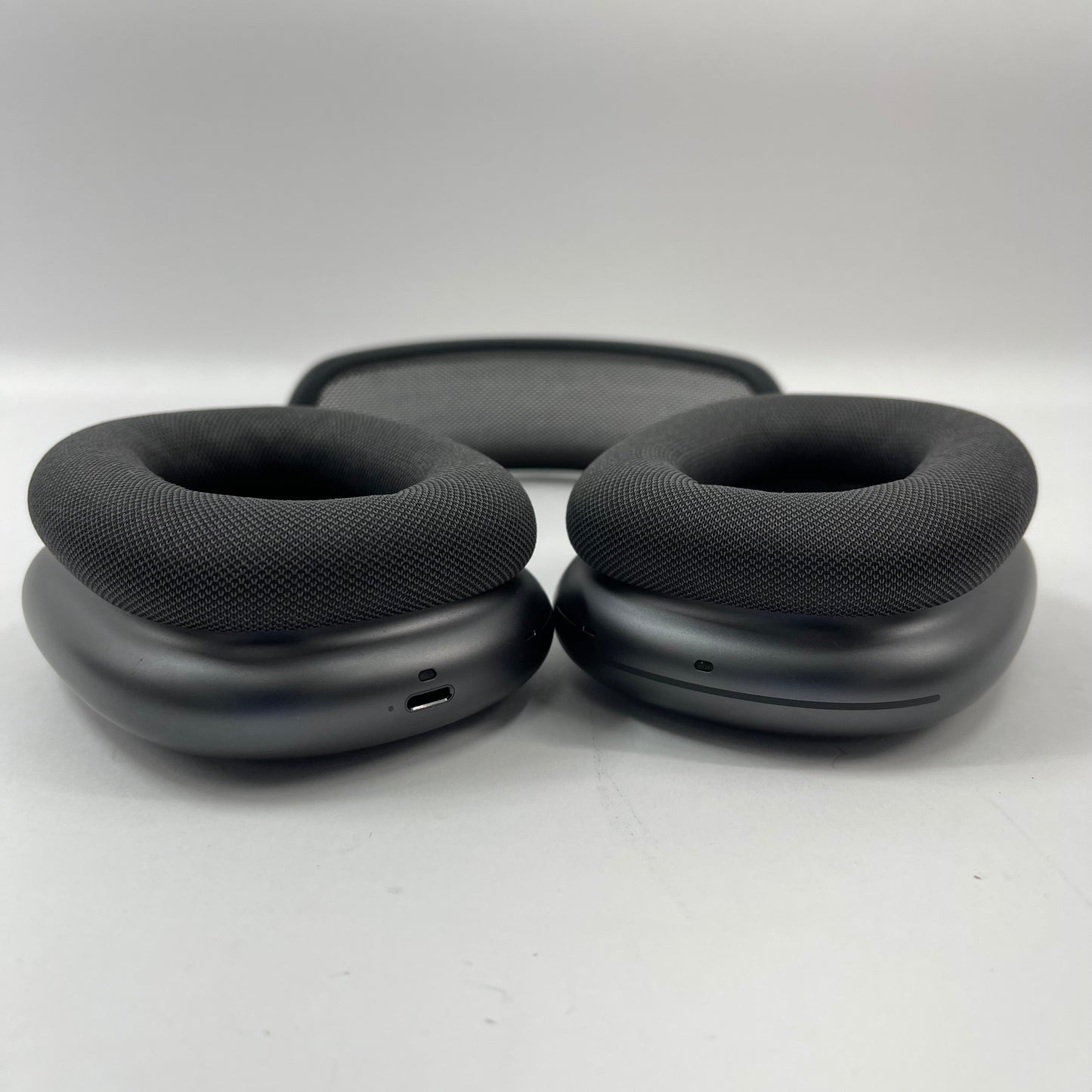 Apple AirPods Max Wireless Over-Ear Headphones Space Gray MGYH3AM/A
