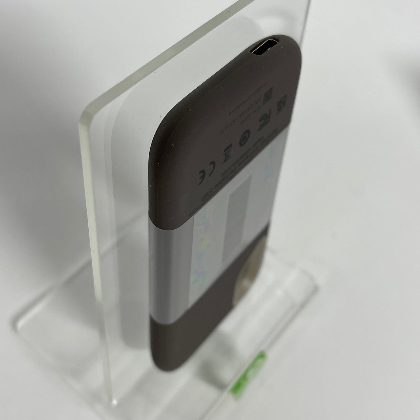 New SanDisk Extreme Portable 2TB USB-C SSD SDSSDE51-2T00-AW25