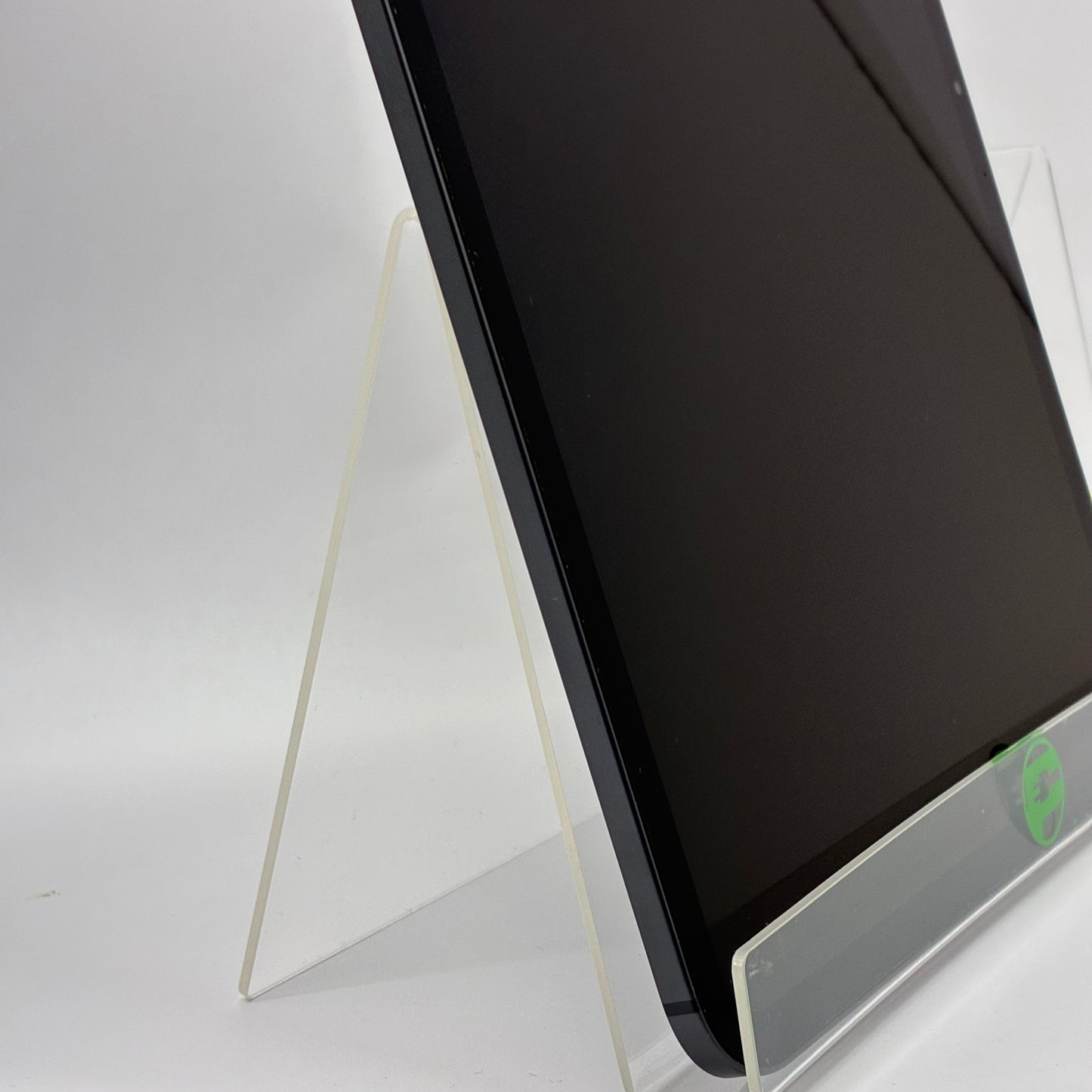 Unlocked Apple iPad Pro 11" M5 256GB Space Black ME2N4LL/A