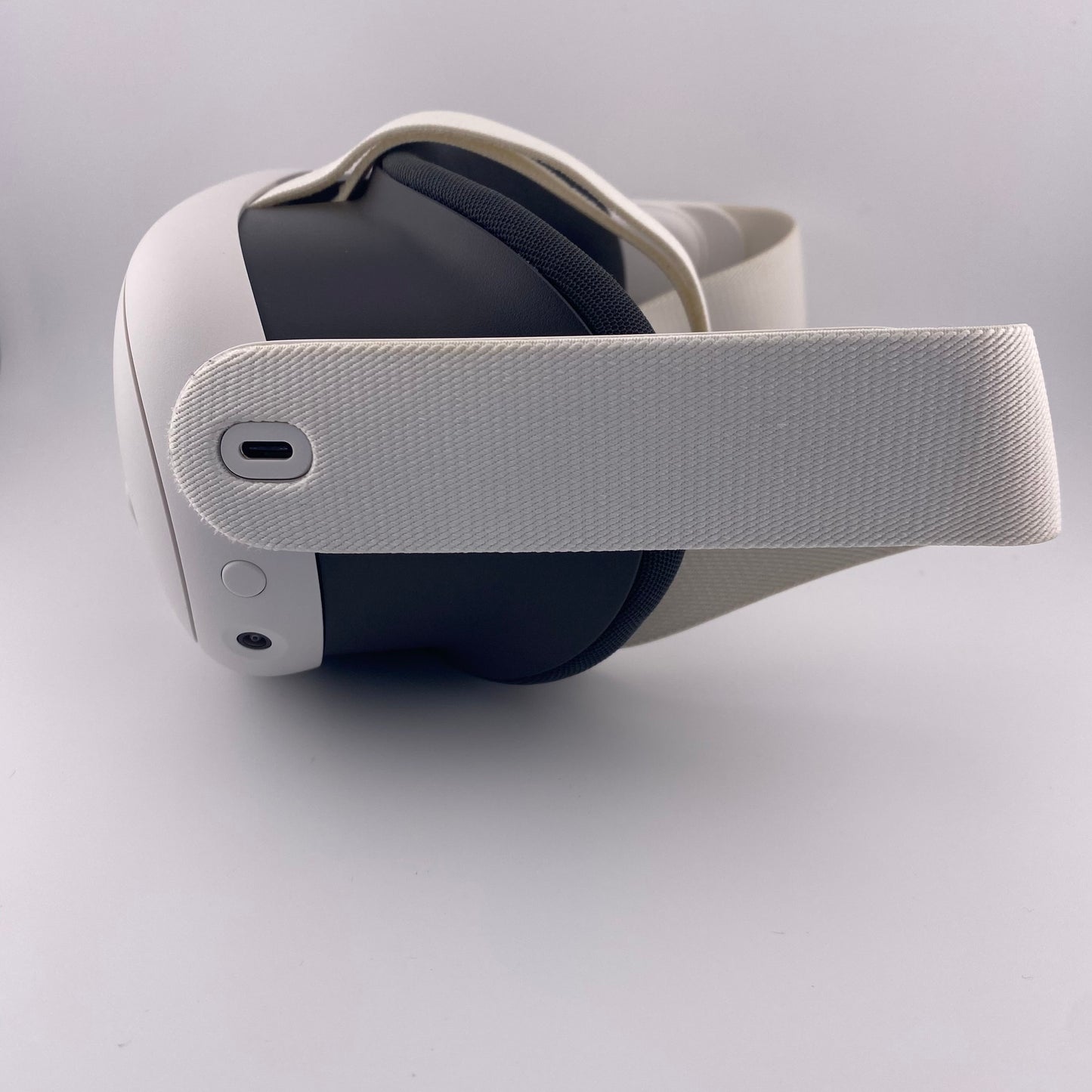 Meta Quest 3 512GB Standalone All-in-One VR Headset S3A Headset Only