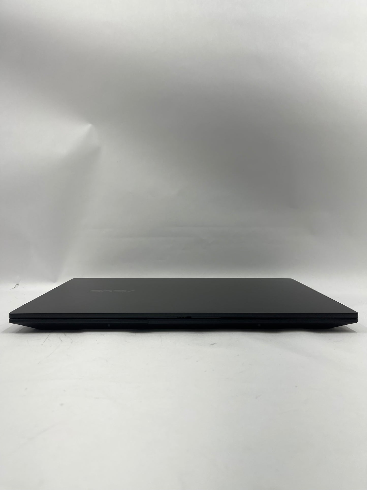 Asus Creator Laptop Q OLED Q540V 15.6" i9-13900H 16GB RAM 1TB SSD RTX 3050