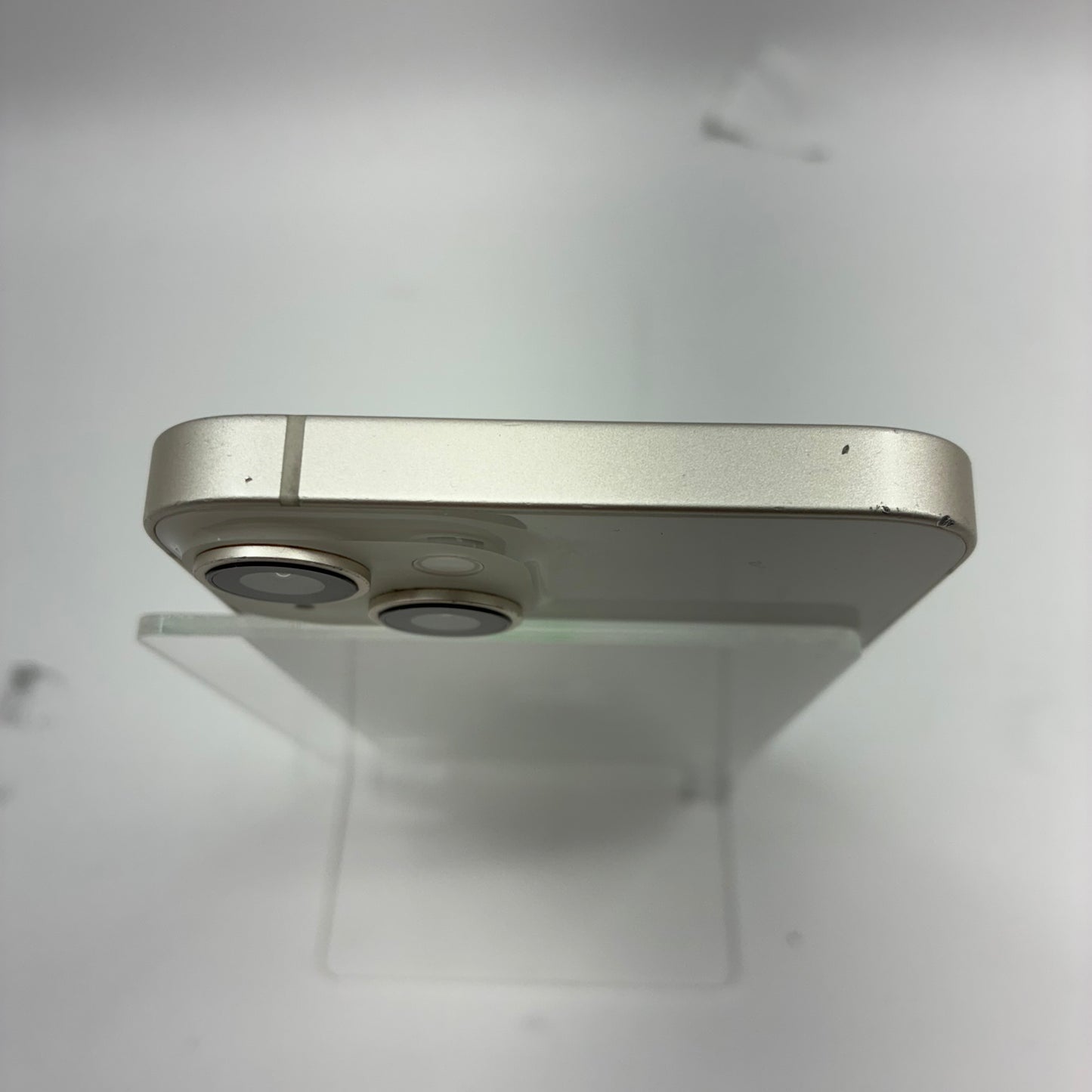 Factory Unlocked Apple iPhone 14 256GB Starlight MPW23LL/A